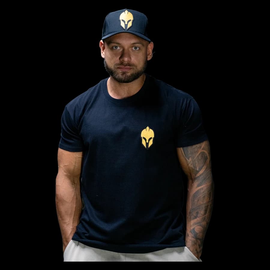 Čierne tričko Gladiator Gym s malou prilbou vpredu